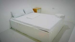 RR Win Lodging House Santa fe - 206 Aircon Room Apartment in Central Visayas