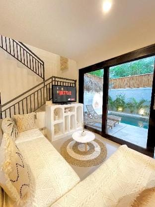 3BR villa private pool & bathub canggu area Villa in North Kuta