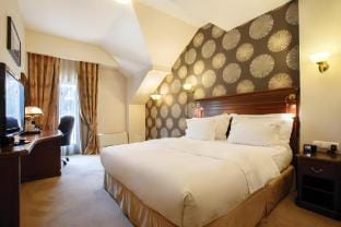 DoubleTree By Hilton Sighisoara-Cavaler Apartment in Romania