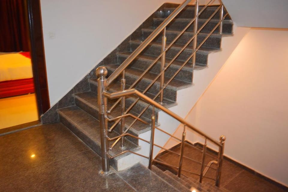 ALPHA STAY Hotel in New Delhi