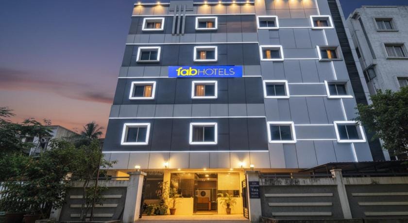 FabHotel Tals Hitech - Nr Cyber Towers, Hitech City Hotel in Hyderabad