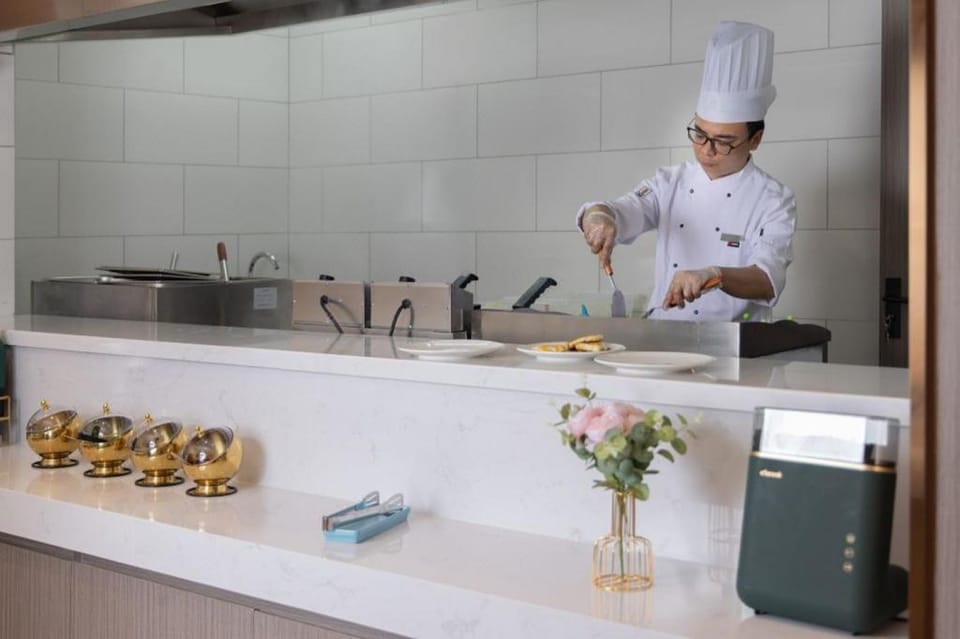 PALACE HOTELS (Dujiangyan Irrigation Project Scenic Spot Nanqiao Branch) 朗丽兹酒店（都江堰景区南桥店） Hotel in Chengdu