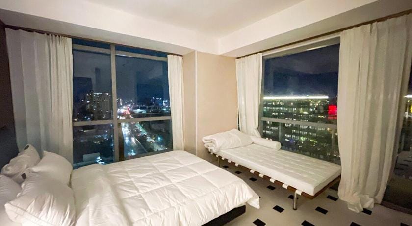 Luxury 2BR Penthouse across City of Dreams  Apartment in Pasay