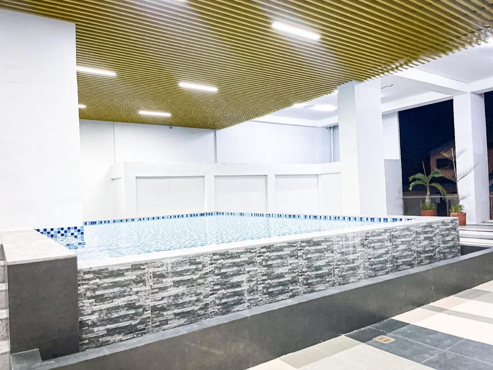 Luxury 4BR Penthouse across City of Dreams  Apartment in Pasay