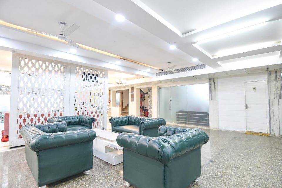FabHotel Prime Zen Inn - Nr. Apollo Hospital Hotel in New Delhi