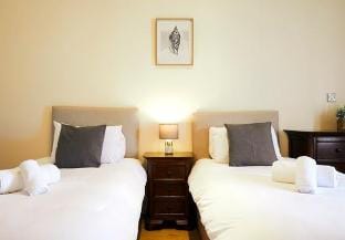 Barn Cottage Deluxe - Hot tub Vacation rental in Filey