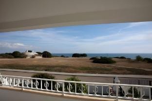 Marina Vista Retreat - Luxury complex Villa in Guia
