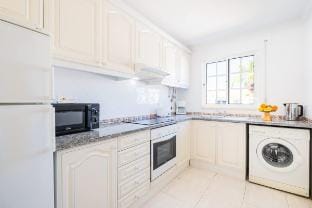 Apartment Marlena - complex great for families Vacation rental in Guia