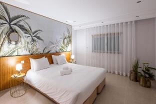 Villa Adaro - Large luxury villa close to marina Villa in Guia
