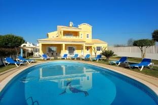 Villa Coelha - Table tennis and Pool Table Villa in Guia