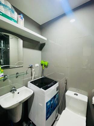Cozy 1 bedroom with balcony in Air Residences Vacation rental in Makati