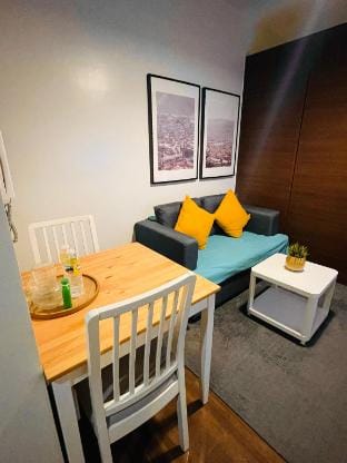 Palanan Apartments Apartment in Makati