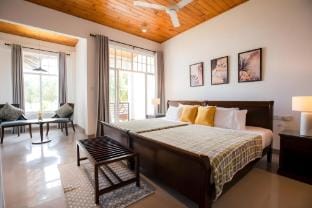 Beachfront Villa Hikkaduwa Vacation rental in Southern Province