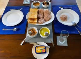 Beachfront Villa Hikkaduwa Vacation rental in Southern Province