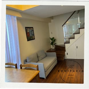 The Bonifacio Abode 2 BR, Wifi & Netflix | BGC Apartment in Makati