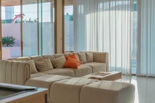 Kang Jie 5 Bedroom Luxury Villa Jomtien Beach Vacation rental in Pattaya City