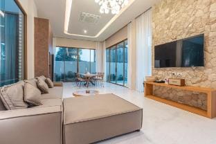 Colada B Luxury Villa Jomtien Beach Villa in Pattaya City