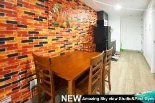 Amazing Century Spire Makati High Floor View 4320 Vacation rental in Makati
