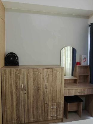 Comfy Staycation at Grass Residences tower 5 Apartment in Quezon City
