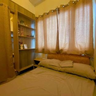 2 BR Unit Near PICC Vacation rental in Pasay