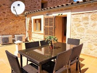 Can Climent - House with swimming pool  Vacation rental in Pla de Mallorca