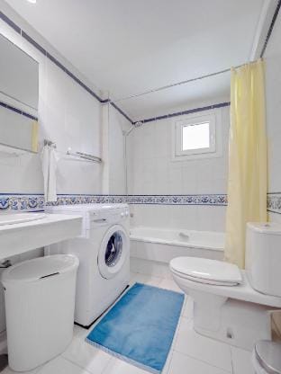 Dona Carlota Living Apartment in Torremolinos