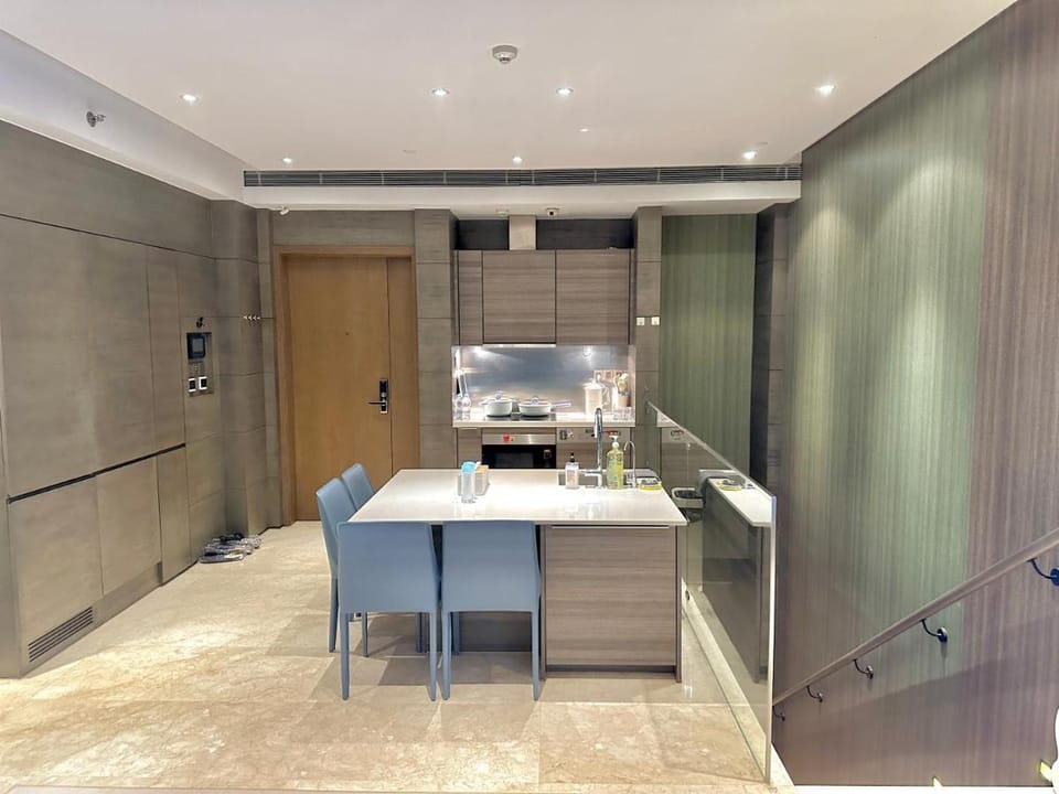 ZHome-SuHe Luxury Mansion-Near NanJing Road Apartment in Shanghai