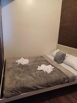 Urban Space in Makati 1BR with Balcony Apartment in Makati