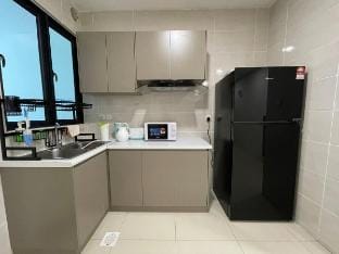 3BR Muslim/Kids Friendly#Toys#Books#Free Snacks Apartment in Kuching