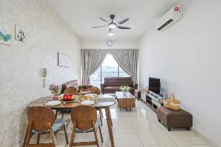 Continew TRX Corner: Dual Balconies & 2 Bedrooms Apartment in Federal Territory of Kuala Lumpur