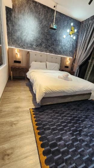 Lustful Feel KL #Jacuzzi #NLFX #Prjscn120" #TV65" Vacation rental in Federal Territory of Kuala Lumpur