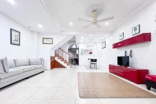 Homestay Taman U12, Shah Alam - Smarthome Vacation rental in Selangor, Malaysia