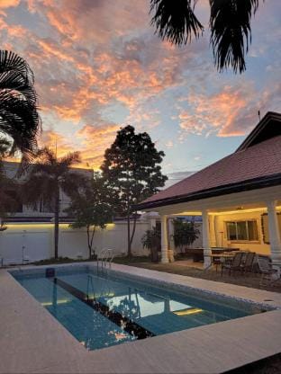Gumamela 2210 Vacation rental in Angeles