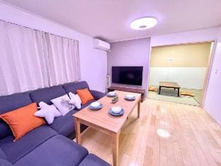 Two stops to Skytree, Entire Private Villa – 5min walk from Yahiro Station Vacation rental in Japan