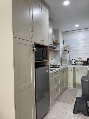 Casa Melati Beachfront + Massage Chair and Bathtub Apartment in Port Dickson