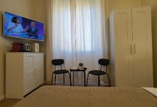 Metro Lodi Apartment • Double Room • Free Parking Vacation rental in Rome