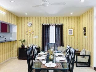 Billionaires Glasshouse Spacez Villa Vacation rental in Bengaluru