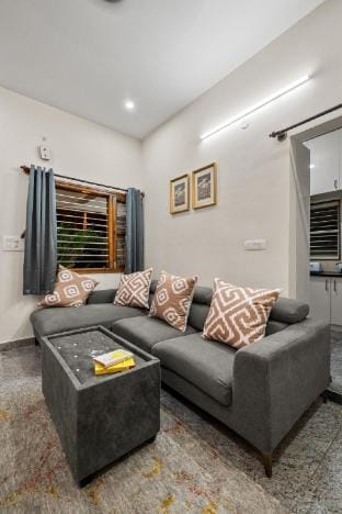 Gatsby Cabana Spacez Apartment Vacation rental in Bengaluru