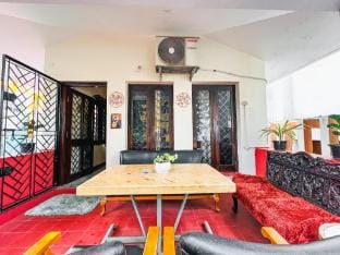 Garden Glory Luxury Villa Spacez Vacation rental in Bengaluru