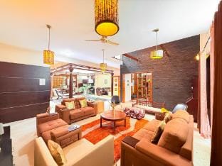 Lagoon Luxe Spacez Pool Villa Villa in Bengaluru