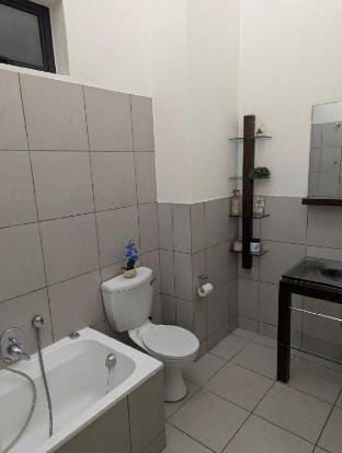 Jackal Grove Apartment in Roodepoort