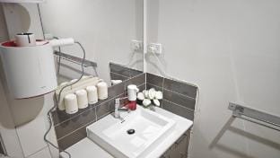 Family Getaway: Sleeps 8 Adults + 3 Kids Vacation rental in Werribee South