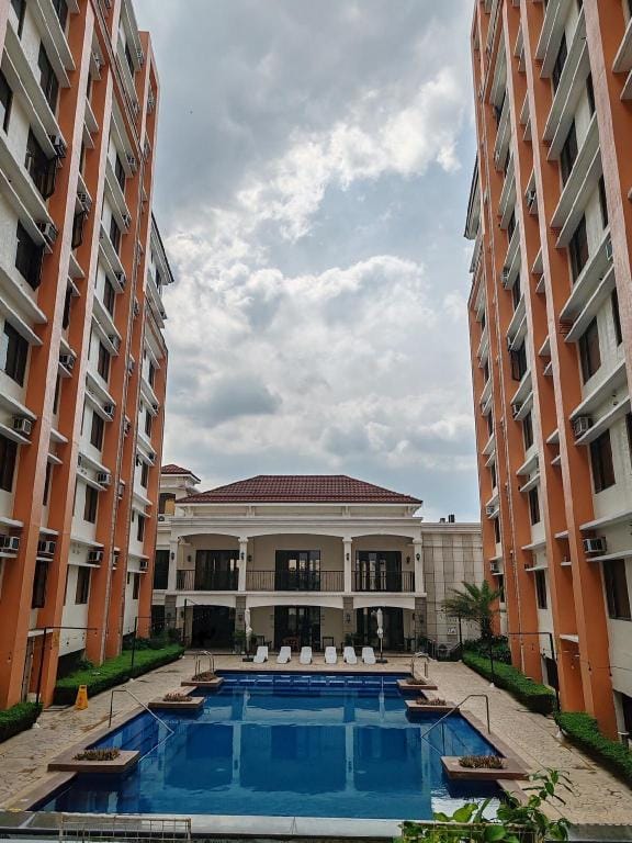 Cozy 1 Bed Studio - Minutes to NAIA and MOA! Apartment in Las Pinas