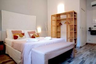 Suite Castelfidardo 50 - Termini Station Vacation rental in Rome