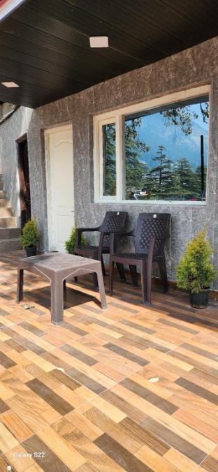 Green Lake Homestay Hotel in Uttarakhand