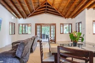 Luxury Villa 2 minutes away from JMC Airport Vacation rental in Antioquia