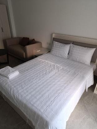 Riverside studio Vacation rental in Phnom Penh Province