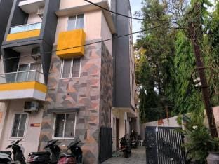 Orraica Stays Standard Living Apartment in India