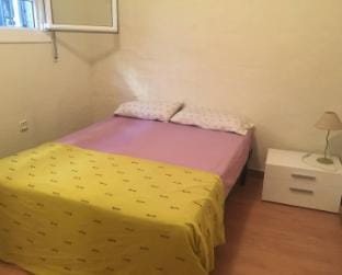 Home Stay Apartment in Barcelona