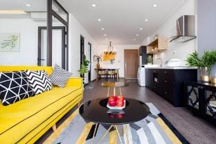Beachfront Apartment My Khe 2 Bedrooms Villa in Da Nang